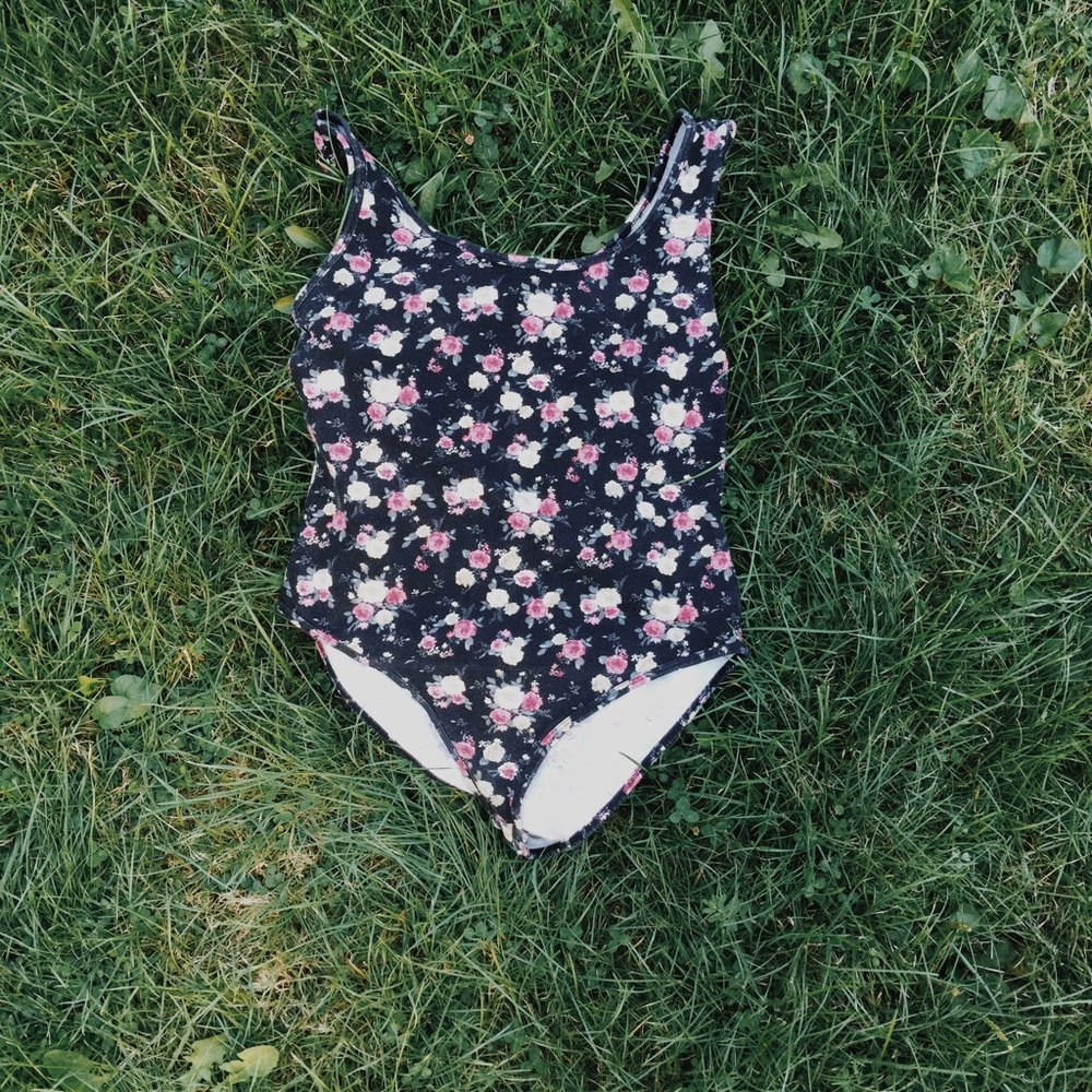 COPY - F21 Floral Bodysuit